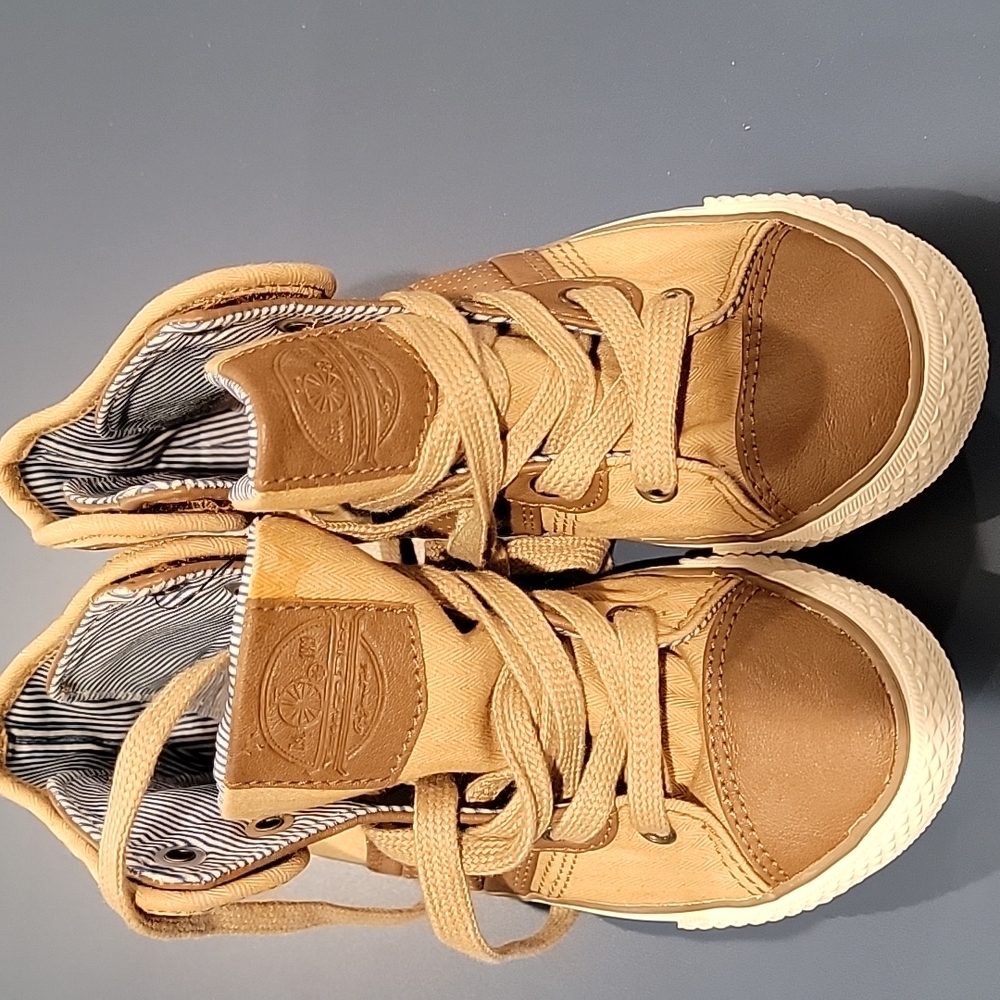 Zara Sneakers for boys sz 10
